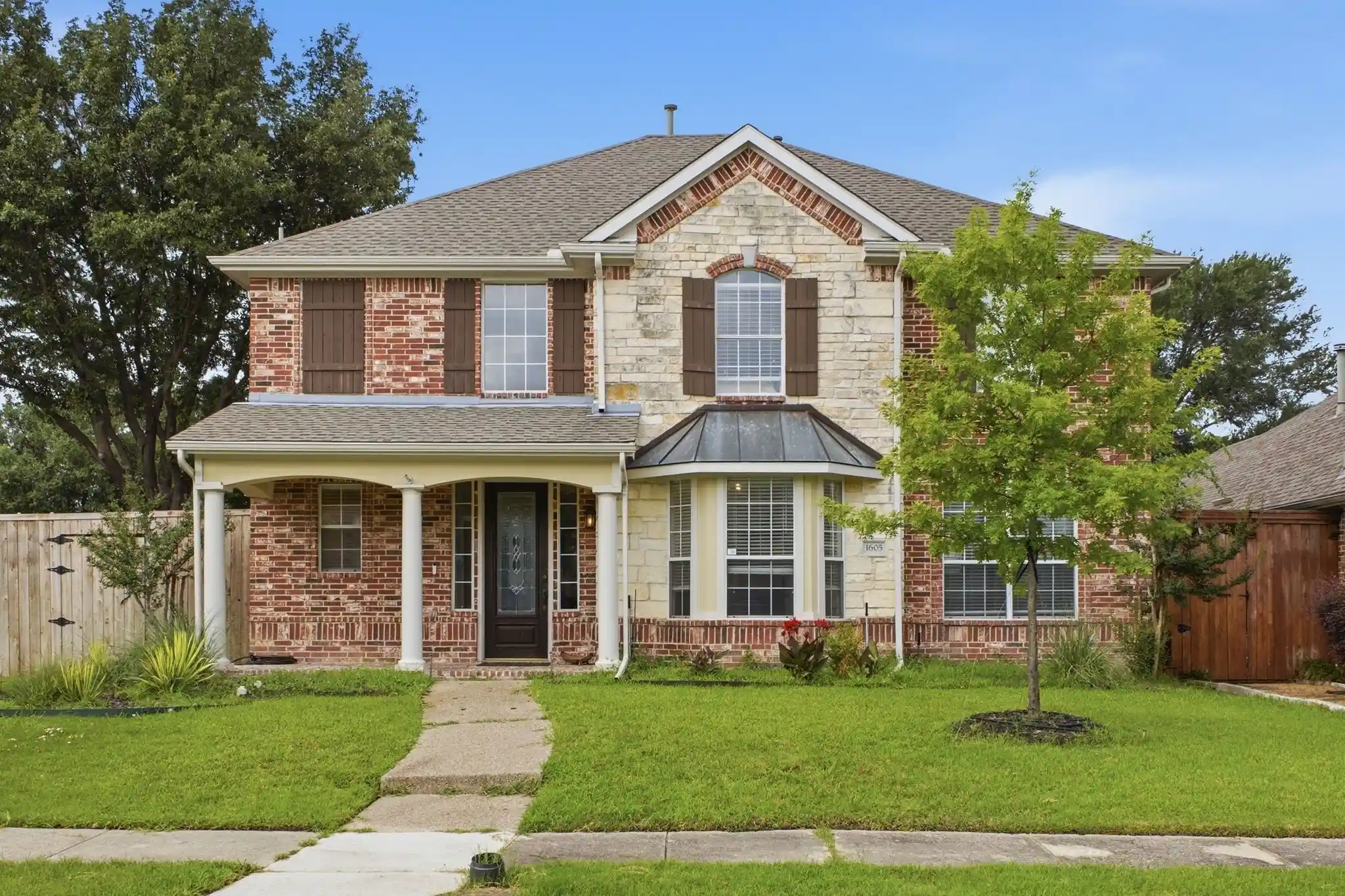 Photo 1 of Single family home for sale at 1605 Hawkins Ct, Carrollton, TX 75010 | MLS# 21275510 | Listing updated on 2026-10-18