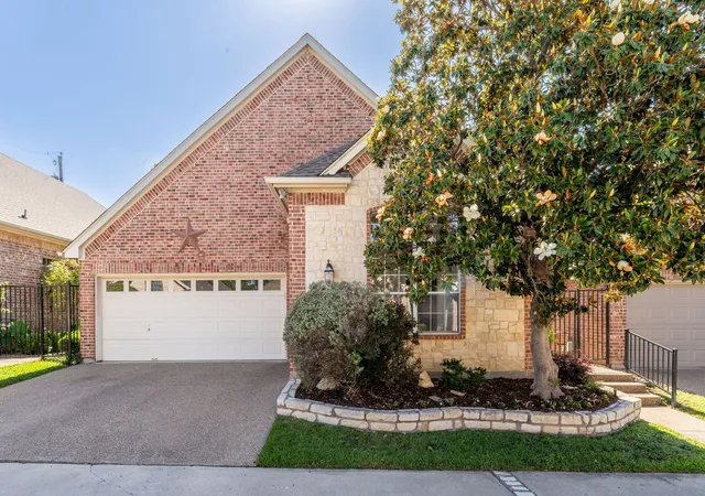 2nd image of 5019 Pershing Ave, Fort Worth, TX 76107 | MLS# 21269723