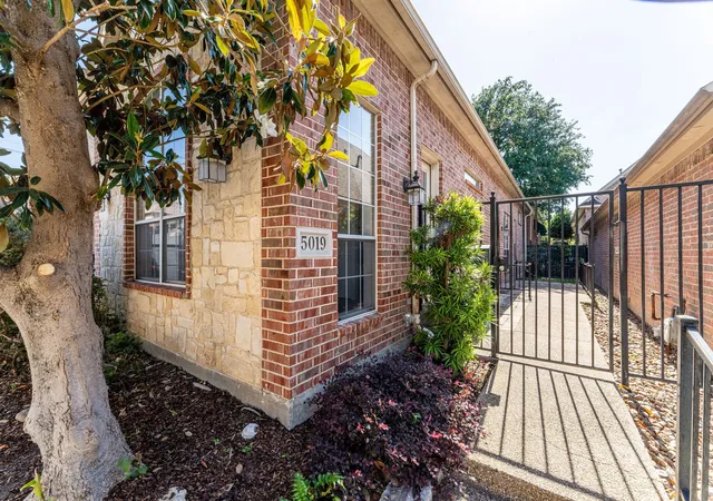 4th image of 5019 Pershing Ave, Fort Worth, TX 76107 | MLS# 21269723