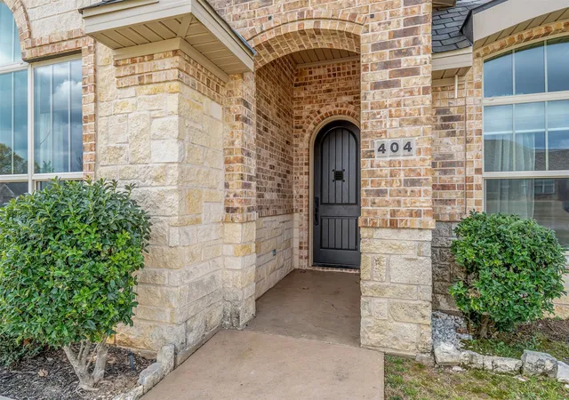 Homes for sale in Lindale, TX | 404 Corrigan Trails Blvd, Lindale, TX 75771 | MLS# 21278325