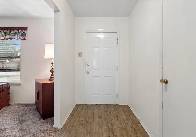 4th image of 937 Patricia St, Irving, TX 75060 | MLS# 21277361