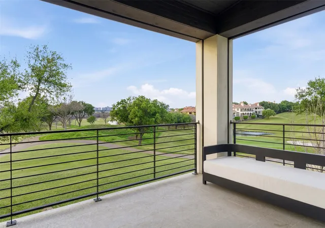 Homes for sale in Irving, TX | 320 O'connor Ridge Blvd, Irving, TX 75038