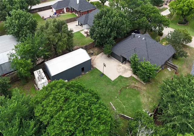 Photo 33 of Sale Pending at 104 Creek Side Ct, Kennedale, TX 76060 | MLS# 21275263 | Listing updated on 2026-09-24