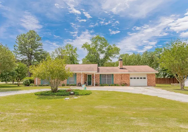 Homes for sale in Hideaway, TX | 324 Texas Dr, Hideaway, TX 75771 | MLS# 21278259