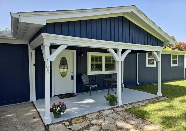Photo 2 of Single family home for sale at 105 Alice Dr, Little Elm, TX 75068 | MLS# 21277339 | Listing updated on 2026-08-22