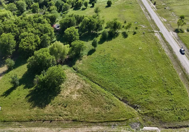 Photo 3 of Land for sale at 502 Longview Creek Trl, Itasca, TX 76055 | MLS# 21271402 | Listing updated on 2026-08-17