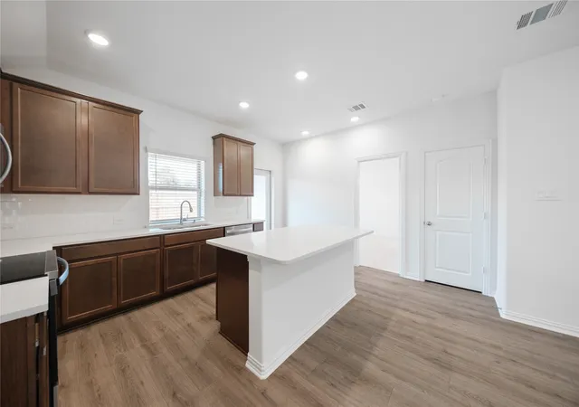 Photo 3 of Single family home for sale at 3422 Hillingdon Rd, Anna, TX 75409 | MLS# 21278409 | Listing updated on 2026-10-08