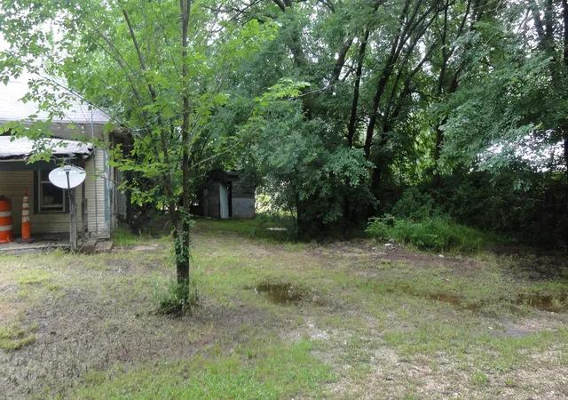 Homes for sale in Trenton, TX | 303 W College St, Trenton, TX 75490 | MLS# 21278400