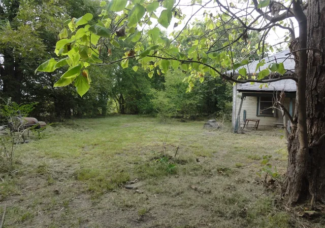 Homes for sale in Trenton, TX | 303 W College St, Trenton, TX 75490 | MLS# 21278400