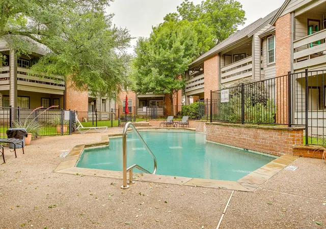 31st image of 3451 Monticello Park Pl, Fort Worth, TX 76107 | MLS# 21278388