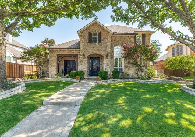 Photo 1 of Single family home for sale at 2719 Middleton Dr, Frisco, TX 75033 | MLS# 21272555 | Listing updated on 2026-08-30