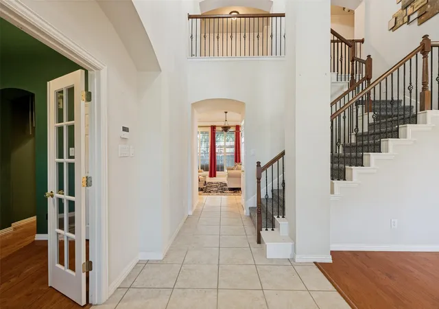 Photo 3 of Single family home for sale at 2719 Middleton Dr, Frisco, TX 75033 | MLS# 21272555 | Listing updated on 2026-08-30