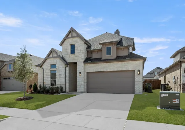 Photo 2 of Single family home for sale at 490 Red Maple Rd, Waxahachie, TX 75165 | MLS# 21278304 | Listing updated on 2026-10-07