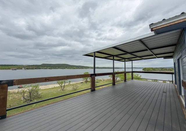 Homes for sale in Possum Kingdom Lake, TX | 3500 Hog Bnd #121, Possum Kingdom Lake, TX 76449 | MLS# 21257713