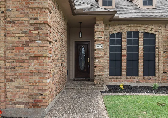 Photo 3 of Single family home for sale at 3114 Oak Trail Dr, Rowlett, TX 75088 | MLS# 21278588 | Listing updated on 2026-08-30