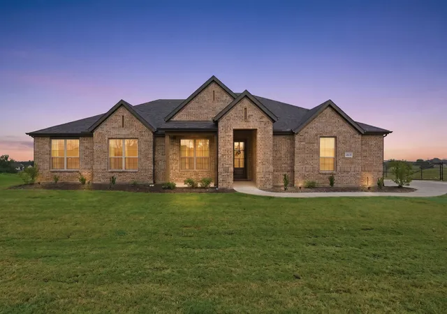 Photo 2 of Single family home for sale at 8800 Prather Rd, Springtown, TX 76082 | MLS# 21276923 | Listing updated on 2026-08-22