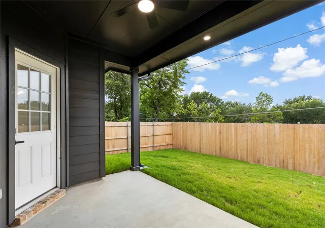 Photo 3 of Single family home for sale at 1613 Avenue D, Fort Worth, TX 76104 | MLS# 21278619 | Listing updated on 2026-09-24