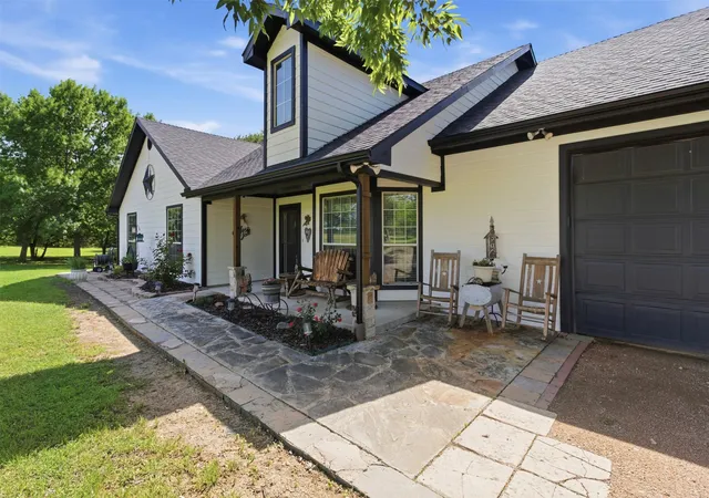 Photo 4 of Single family home for sale at 2725 County Road, Princeton, TX 75407 | MLS# 21278645 | Listing updated on 2026-10-05
