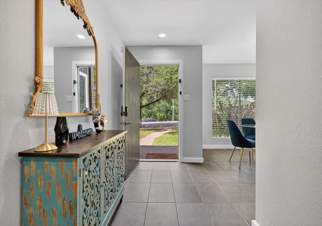5th image of 2613 Mccart Ave #2613, Fort Worth, TX 76110 | MLS# 21264163