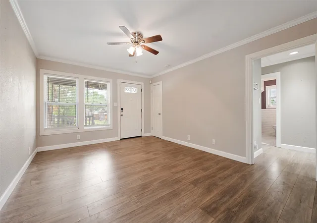 Photo 3 of Single family home for sale at 4913 Calmont Ave, Fort Worth, TX 76107 | MLS# 21278525 | Listing updated on 2026-07-11