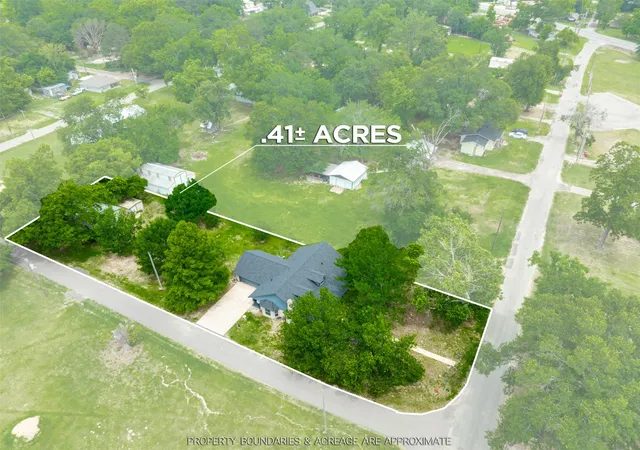 Homes for sale in Bogata, TX | 448 S Bryson St, Bogata, TX 75417 | MLS# 21278689