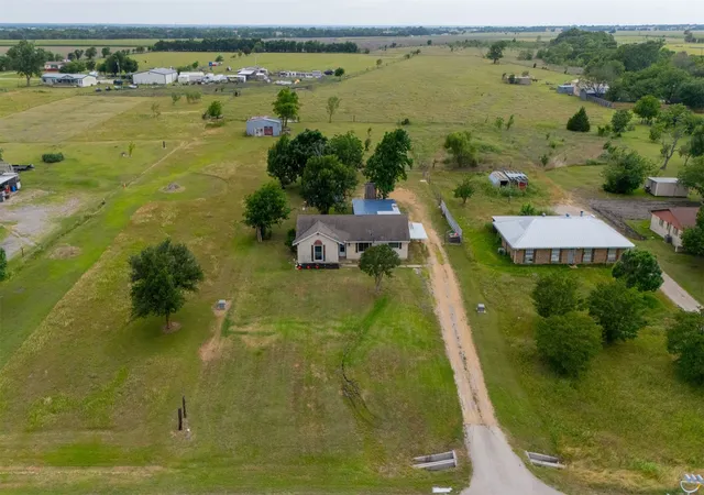 Photo 3 of Sale Pending at 2432 Fm 55, Waxahachie, TX 75165 | MLS# 21278680 | Listing updated on 2026-09-17