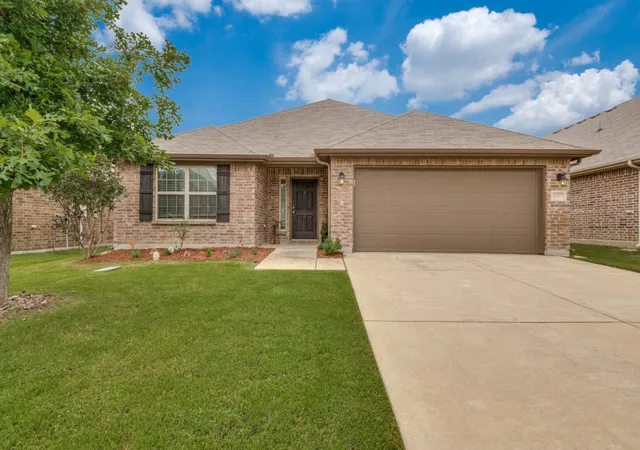 Photo 1 of Single family home for sale at 13117 Upland Meadow Ct, Fort Worth, TX 76244 | MLS# 21278613 | Listing updated on 2026-07-07