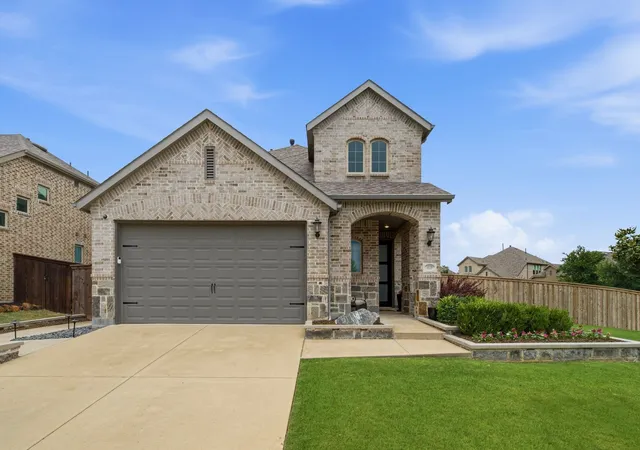 Homes for sale in Aubrey, TX | 3529 Tulip Dr, Aubrey, TX 76227 | MLS# 21275676