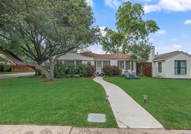 Photo 1 of Sale Pending at 6303 Anita St, Dallas, TX 75214 | MLS# 21278626 | Listing updated on 2026-07-18