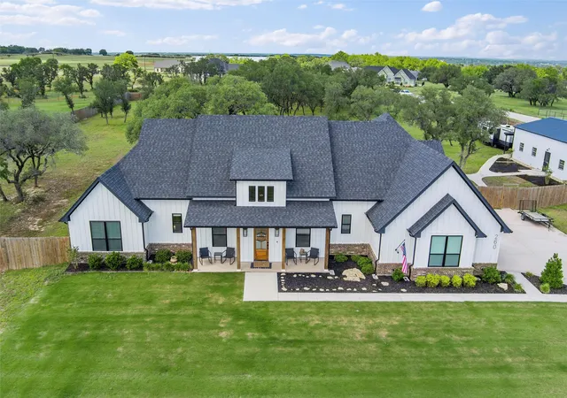 Homes for sale in Weatherford, TX | 260 Greene Rd, Weatherford, TX 76087 | MLS# 21278825