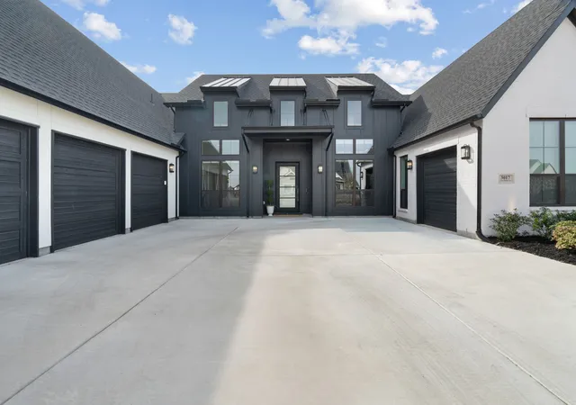 Photo 1 of Single family home for sale at 3017 Creek Meadow Ln, Argyle, TX 76226 | MLS# 21278837 | Listing updated on 2026-10-02