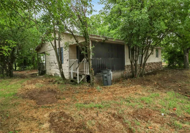 Homes for sale in Sunset, TX | 306 Denver Rd, Sunset, TX 76270 | MLS# 21278845