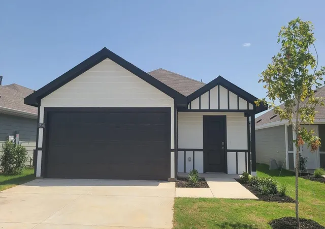 Homes for sale in Denton, TX | 5509 Rollins Dr, Denton, TX 76249 | MLS# 21278212