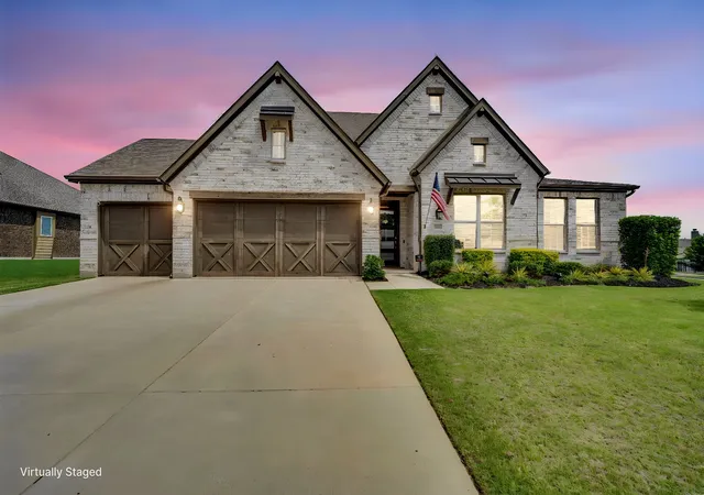 Homes for sale in Gunter, TX | 1601 Bearpath Wy, Gunter, TX 75058 | MLS# 21275248
