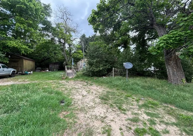 Homes for sale in Athens, TX | 407 Magnolia St, Athens, TX 75751 | MLS# 21278905