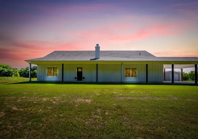Photo 3 of Single family home for sale at 13901 County Road 102, Grandview, TX 76050 | MLS# 21278231 | Listing updated on 2026-08-24