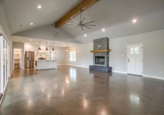 Photo 4 of Single family home for sale at 13901 County Road 102, Grandview, TX 76050 | MLS# 21278231 | Listing updated on 2026-08-24