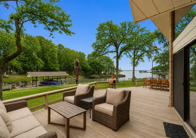 Photo 1 of Single family home for sale at 170 Armada Loop, Mabank, TX 75156 | MLS# 21278477 | Listing updated on 2026-08-18
