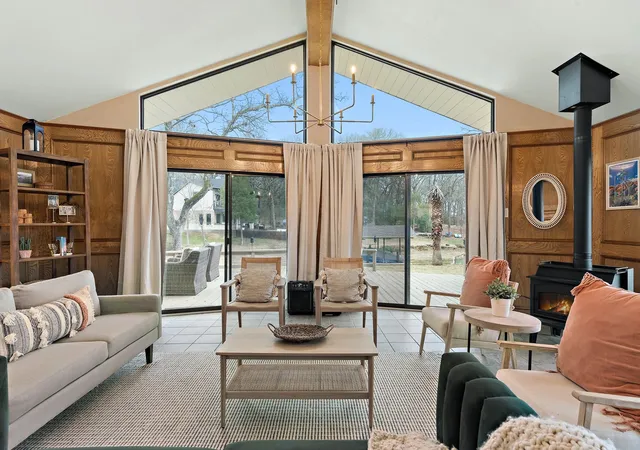 Photo 3 of Single family home for sale at 170 Armada Loop, Mabank, TX 75156 | MLS# 21278477 | Listing updated on 2026-08-18