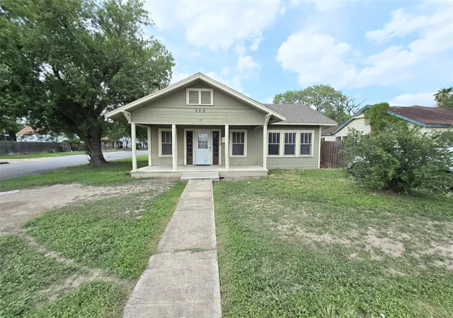 Homes for sale in Harlingen, TX | 222 W Buchanan St, Harlingen, TX 78550 | MLS# 21278711