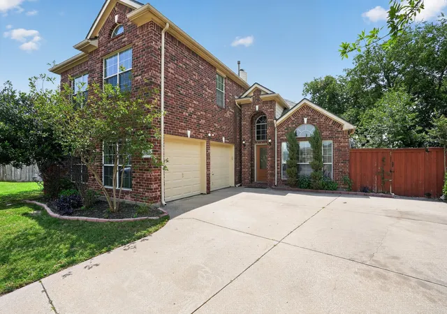 Photo 1 of Sale Pending at 5801 Starboardway Dr, Fort Worth, TX 76135 | MLS# 21278883 | Listing updated on 2026-07-21