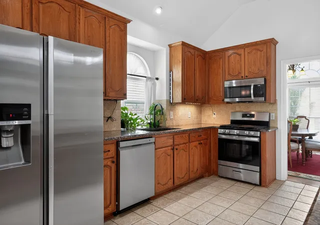 Photo 3 of Sale Pending at 5801 Starboardway Dr, Fort Worth, TX 76135 | MLS# 21278883 | Listing updated on 2026-07-21