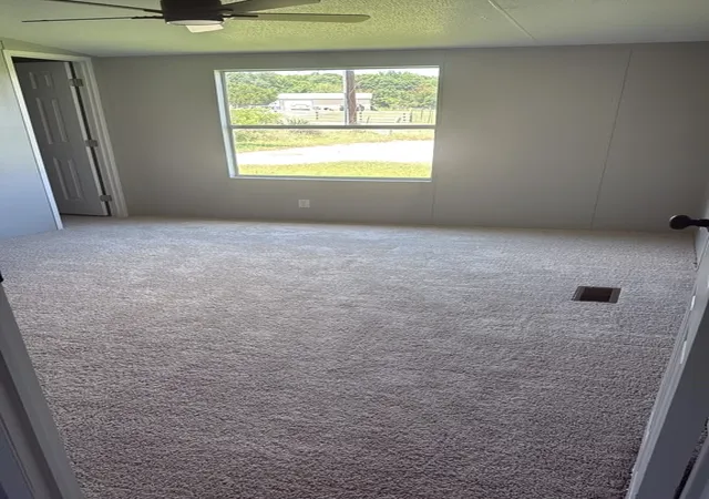 Photo 4 of Manufactured home for sale at 113 Sunny Dale Ct, Springtown, TX 76082 | MLS# 21275341 | Listing updated on 2026-07-09