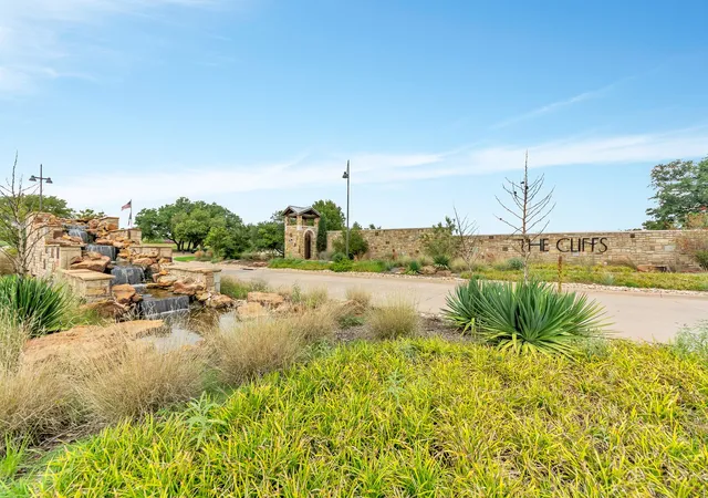 Homes for sale in Possum Kingdom Lake, TX | 300 Melbourne Trl, Possum Kingdom Lake, TX 76449 | MLS# 21278627