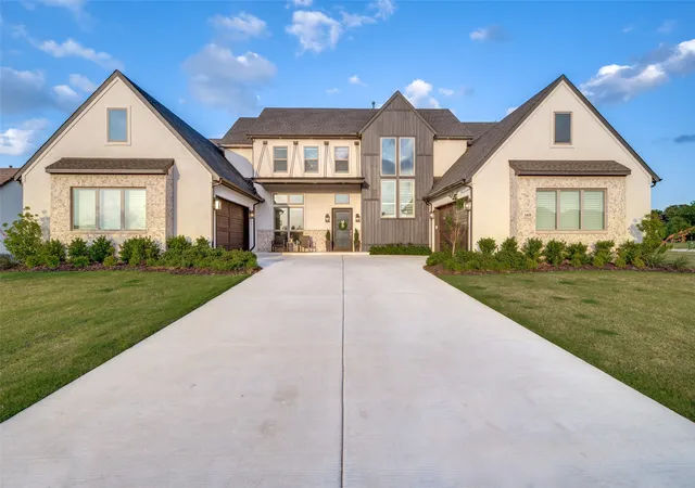 Homes for sale in Oak Point, TX | 1418 Dogwood Vw, Oak Point, TX 75068 | MLS# 21278976