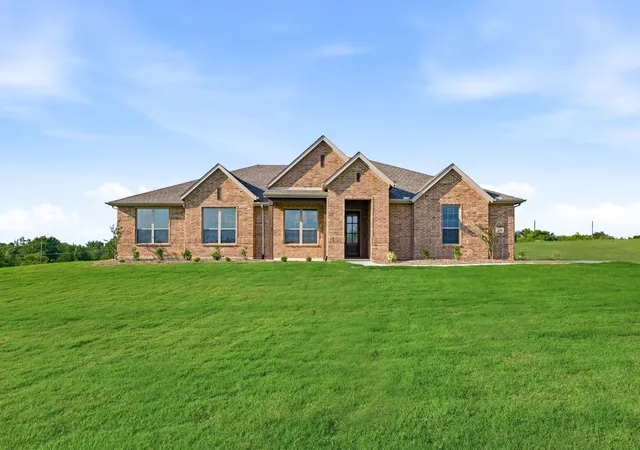 Photo 1 of Sale Pending at 120 Park Hurst Dr, Boyd, TX 76023 | MLS# 21279059 | Listing updated on 2026-07-18