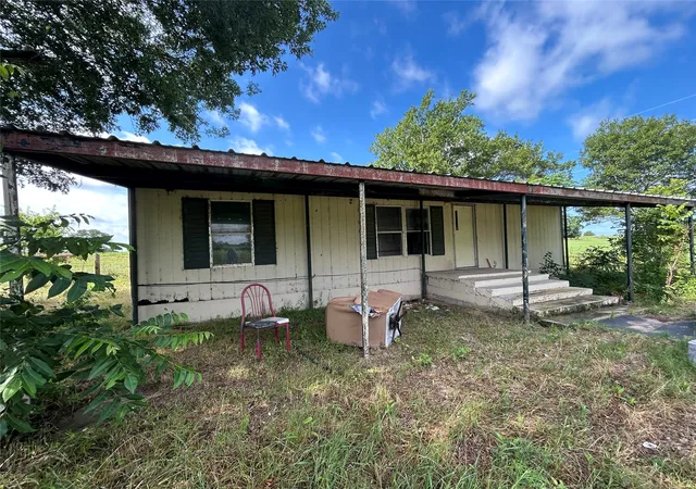 Homes for sale in Comanche, TX | 13070 Hwy 36, Comanche, TX 76442 | MLS# 21279106