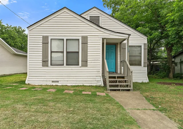 Photo 1 of Single family home for sale at 103 Havner St, Corsicana, TX 75110 | MLS# 21278514 | Listing updated on 2026-08-03