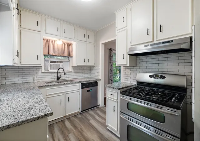 Photo 4 of Single family home for sale at 103 Havner St, Corsicana, TX 75110 | MLS# 21278514 | Listing updated on 2026-08-03