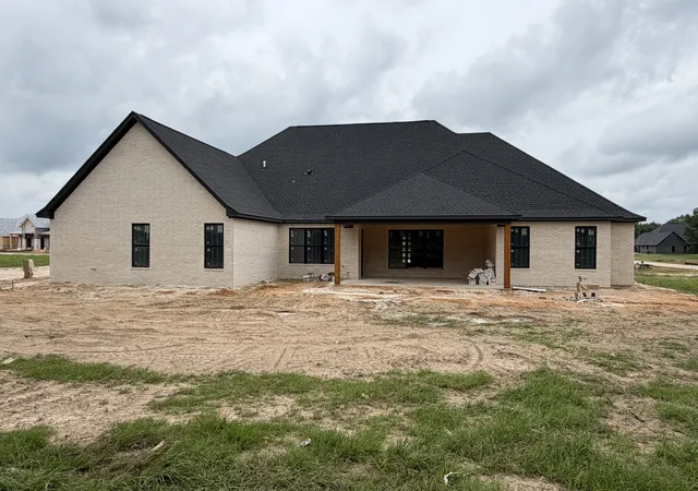 Photo 2 of Sale Pending at 13848 Cedar Hill Lane, Tyler, TX 75704 | MLS# 21278790 | Listing updated on 2026-09-28